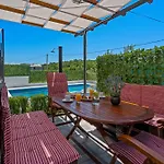 Campo With A Private Pool Dubrava (Split-Dalmatia)